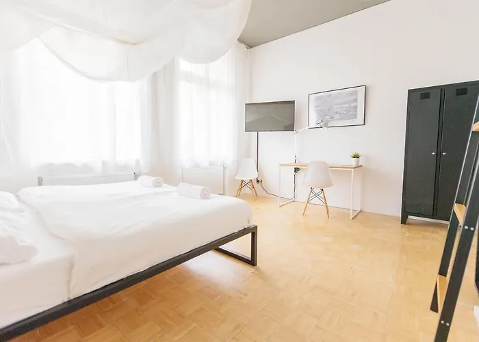 Green Residence Boutique Lofts & Villa Am Park