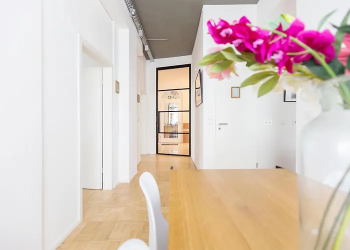 Green Residence Boutique Lofts & Villa Am Park
