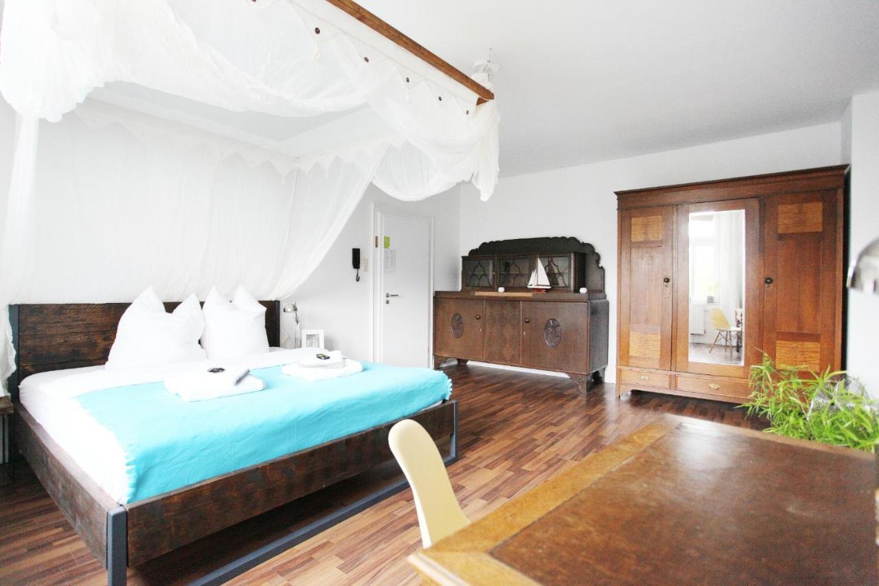 Boutique Lofts & Am Park 3*