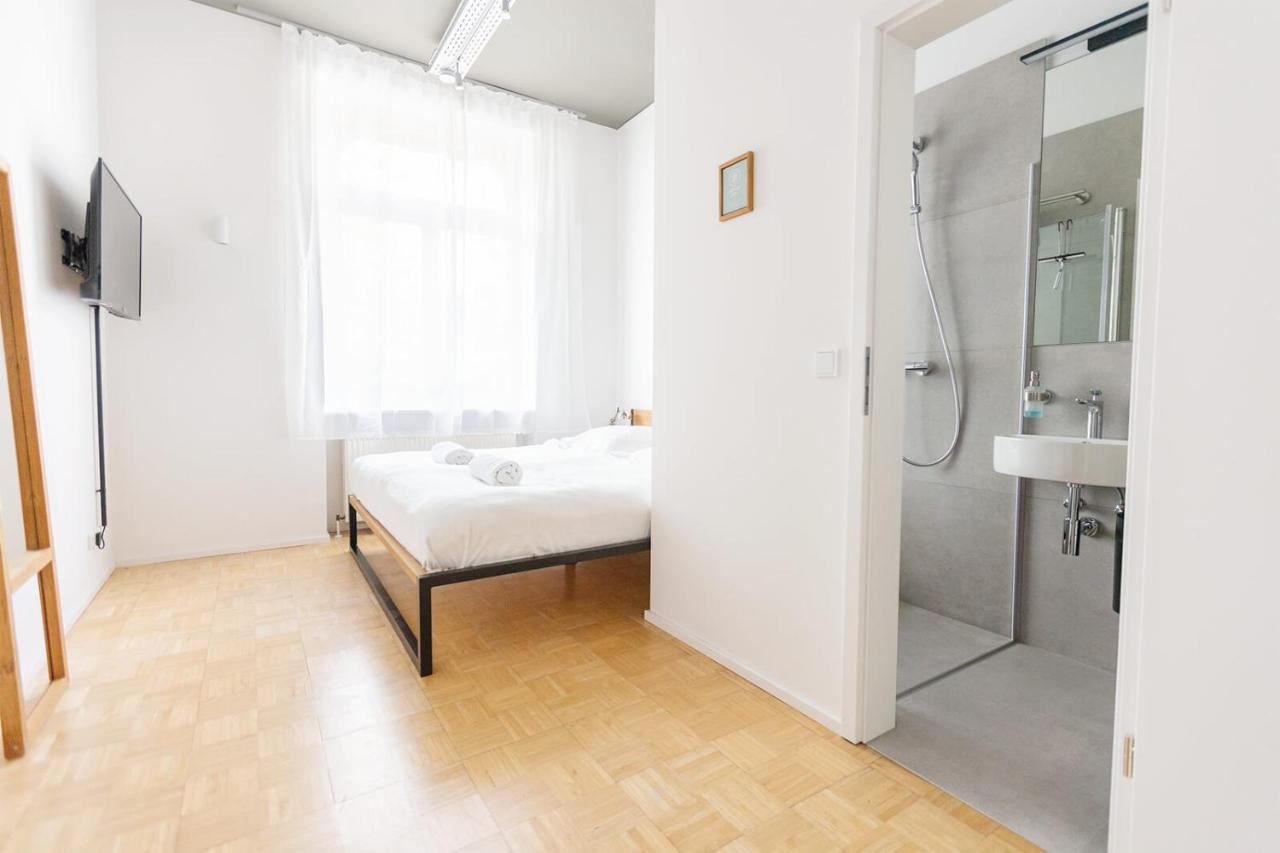 Boutique Lofts & Am Park 3*