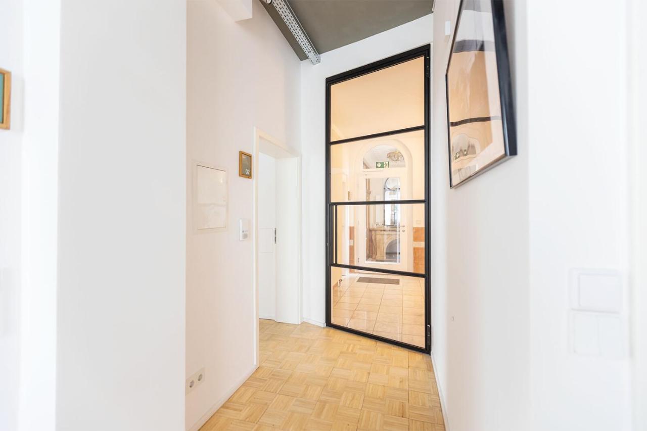 Boutique Lofts & Am Park Aparthotel 3*
