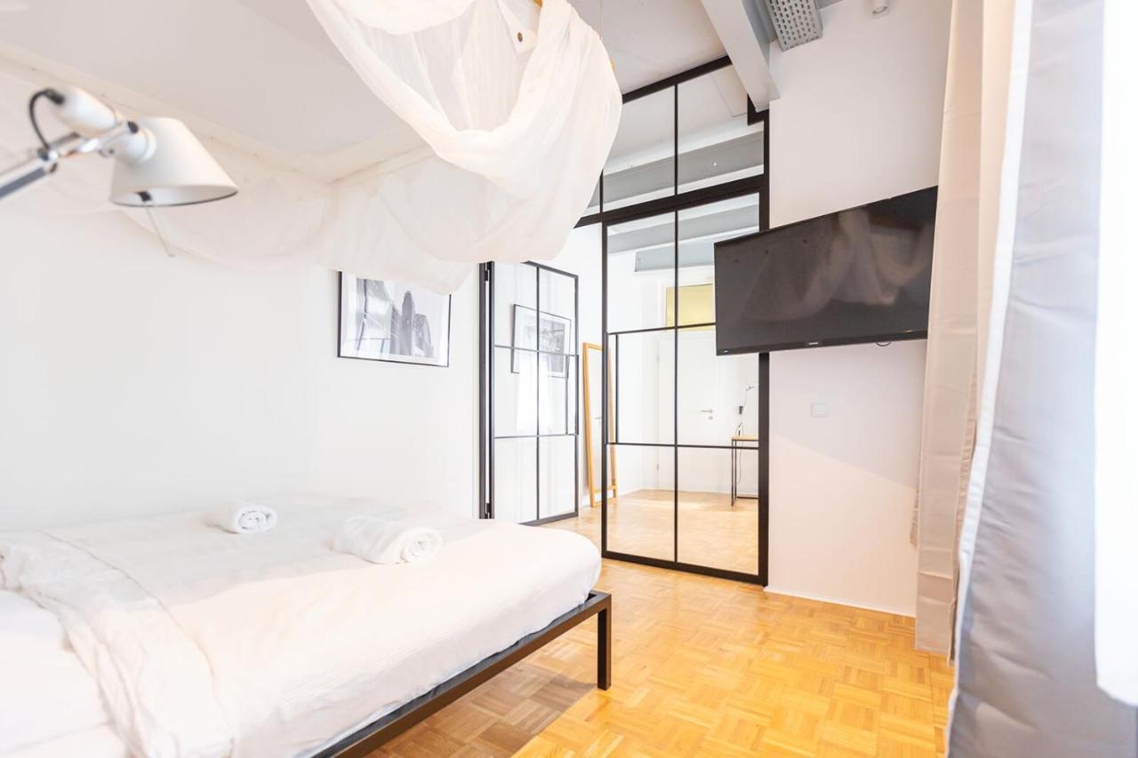 Aparthotel Boutique Lofts & Am Park 3*